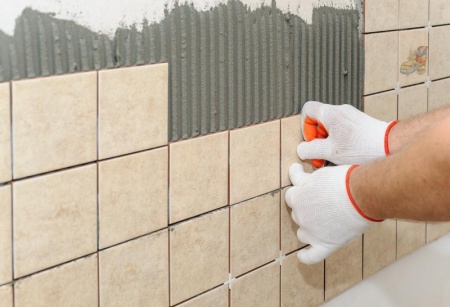 Les techniques professionnelles pour une pose de carrelage réussie